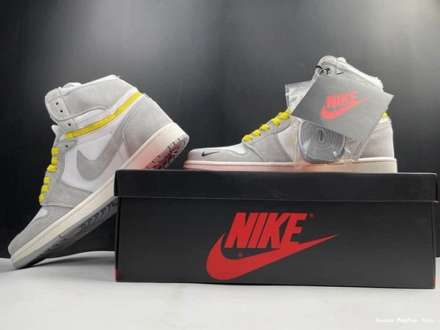 Air Switch CW6576-100 Smoke High 1 Jordan Light 0528